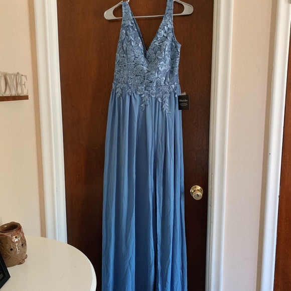 Prom Dress - Picture 1 of 4